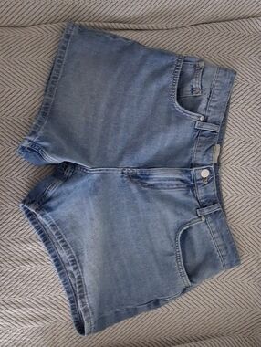 Pilcro ANTHROPOGIE Light Blue Denim Low Slung Jean Shorts